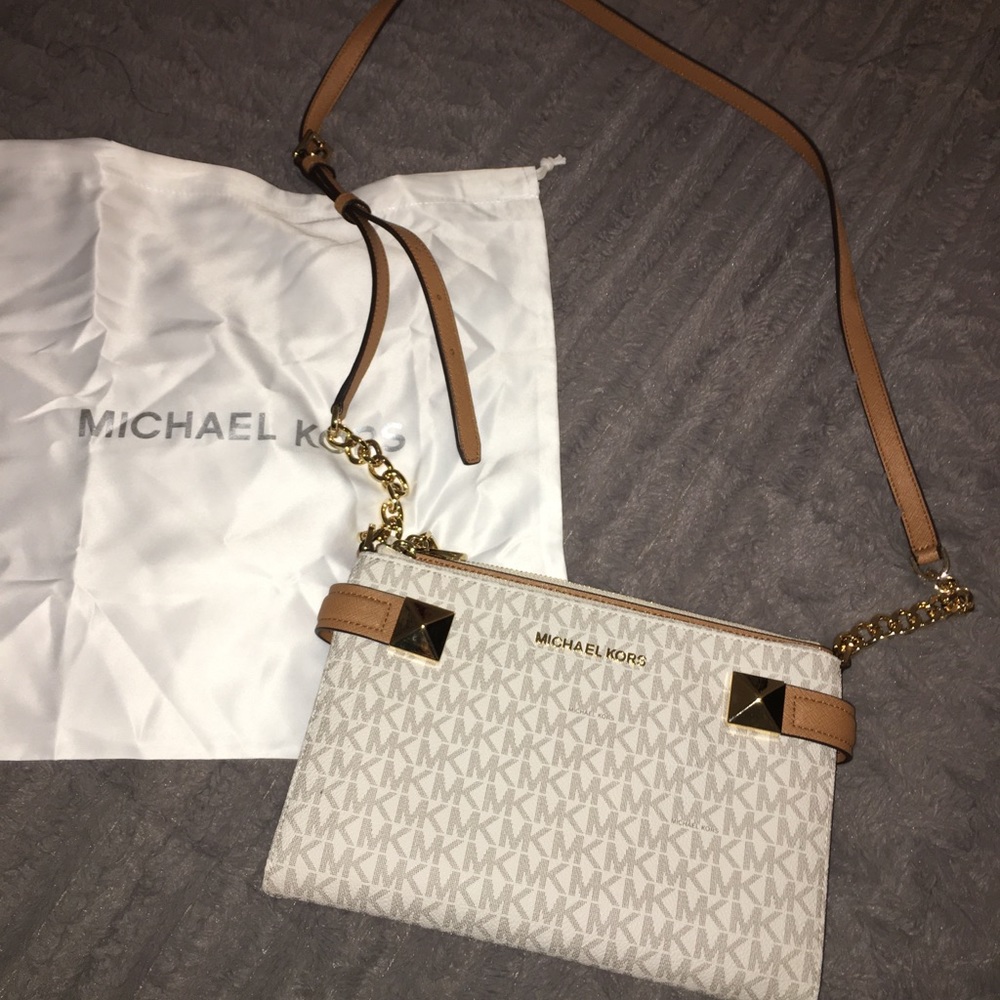 Michael Kors crossbody